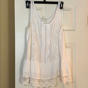 White lace tank